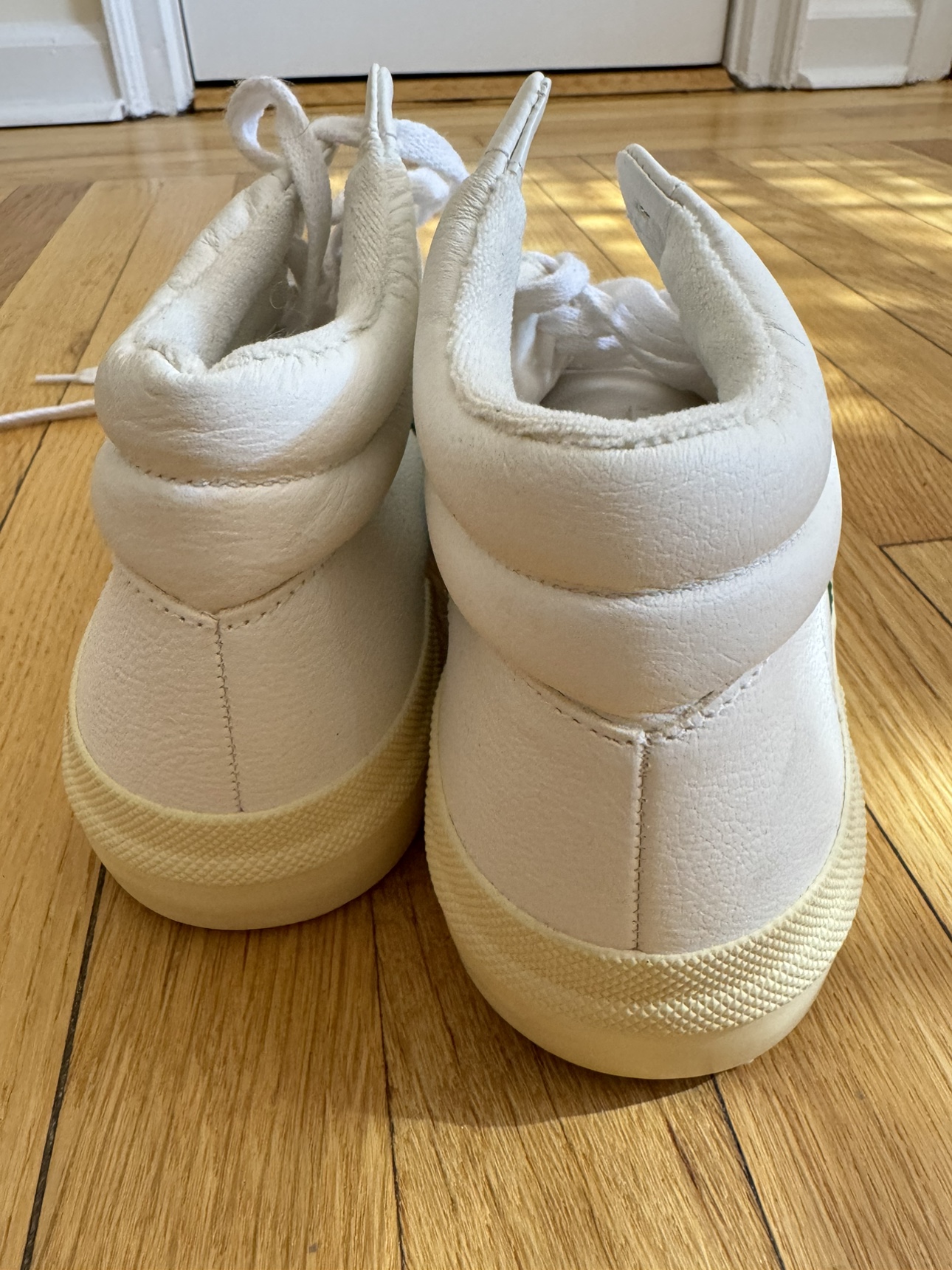 VEJA hi-tops, NEVER WORN - men size 8.5 - photo 3