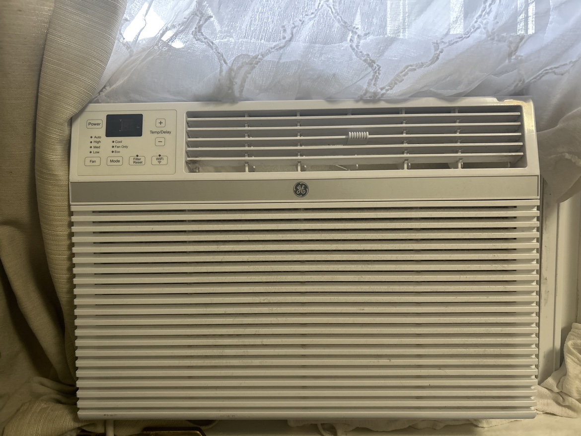 GE Window AC Unit 10,000 btu brand new WiFi link a/c