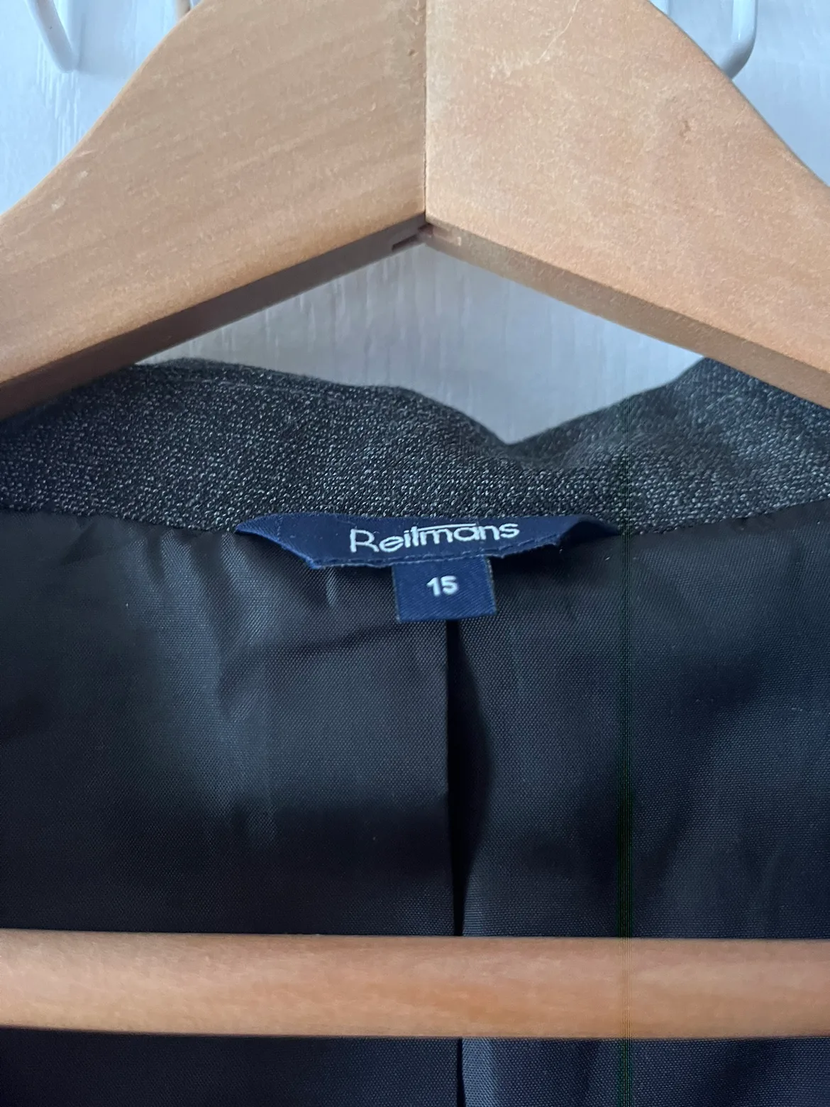 Grey Blazer Size 15 image indicator(2)