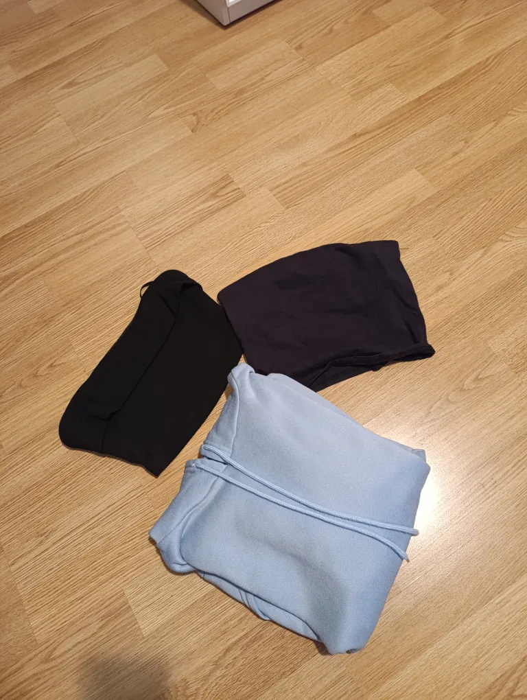 3 Piece Clothing Bundle thumbnail
