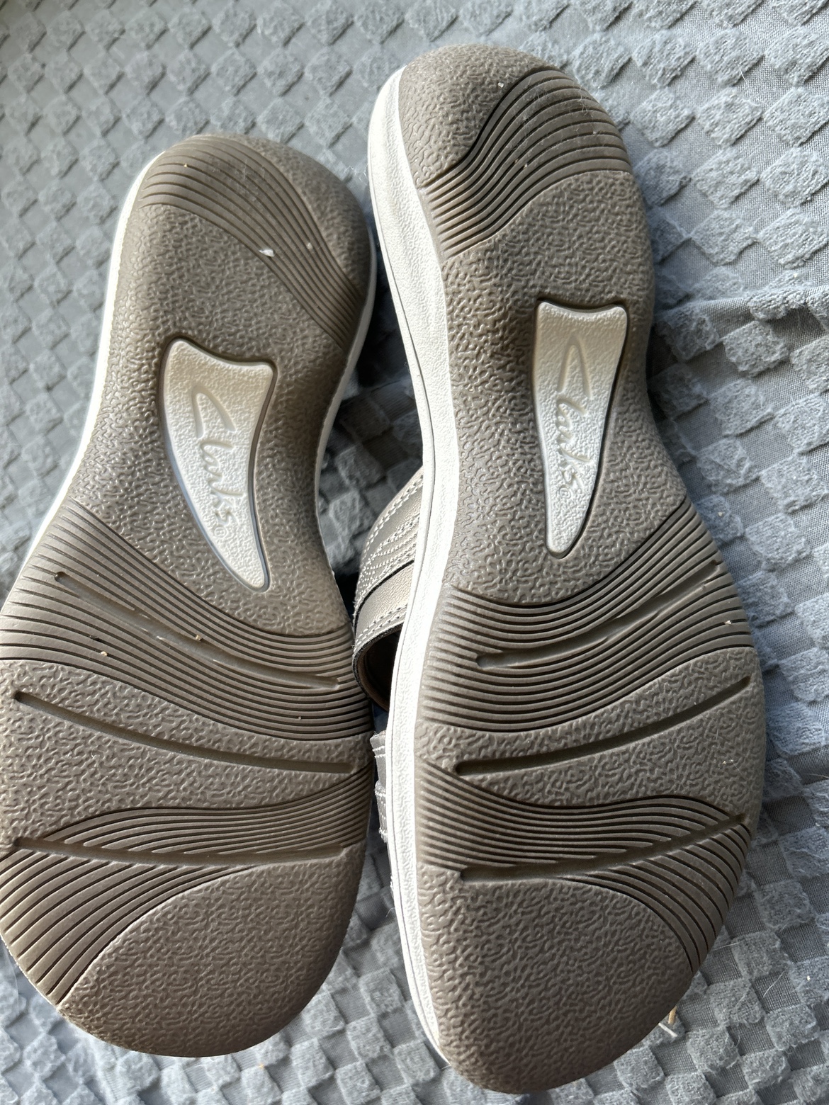 Clarks Cloudsteppers Sandals - photo 2