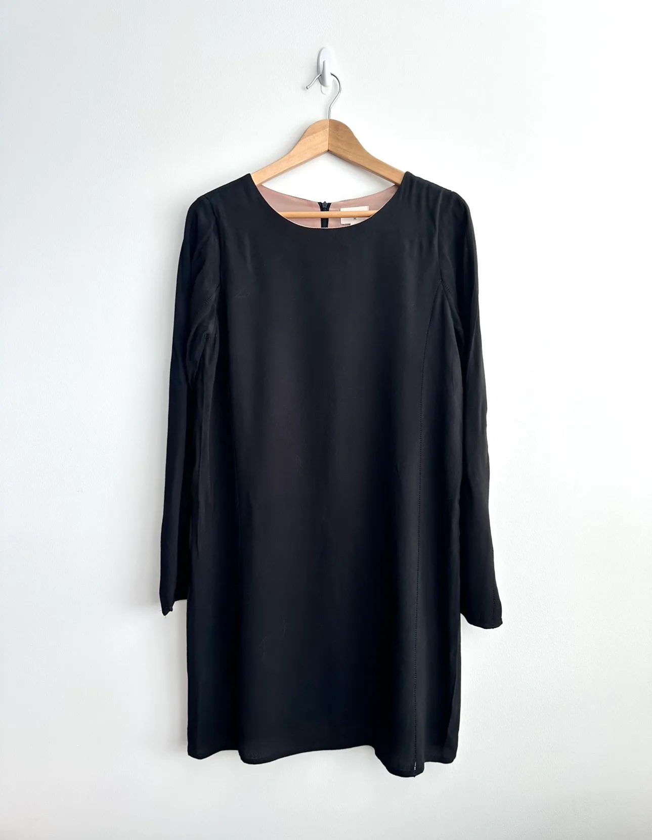 Everly Black Dress Size M thumbnail