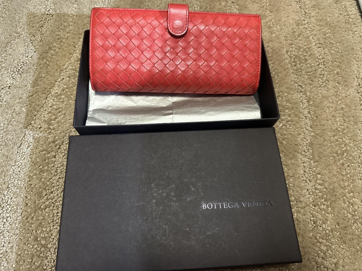 Bottega Veneta Red Leather Wallet
