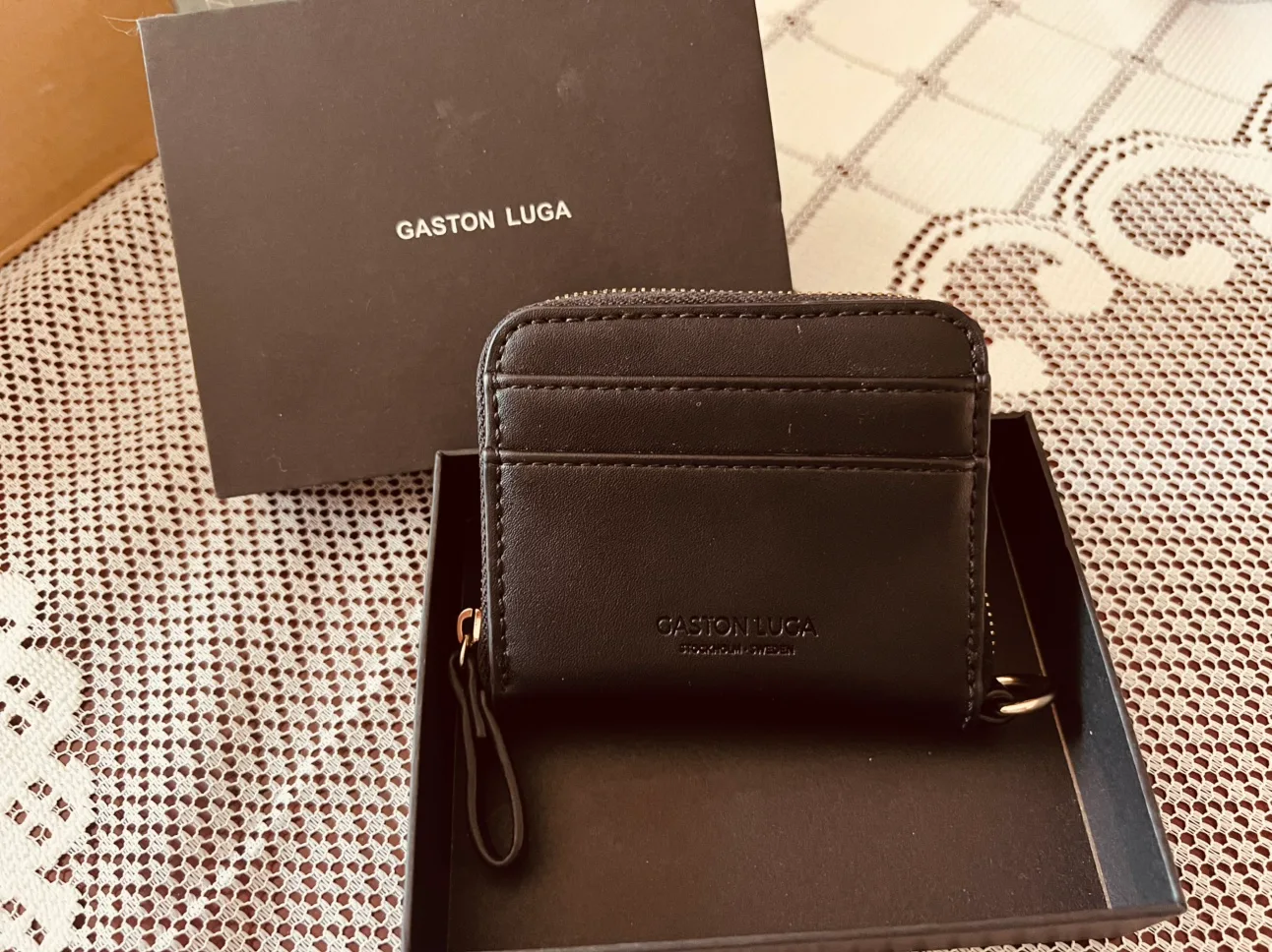 Gaston Luga Wallet thumbnail