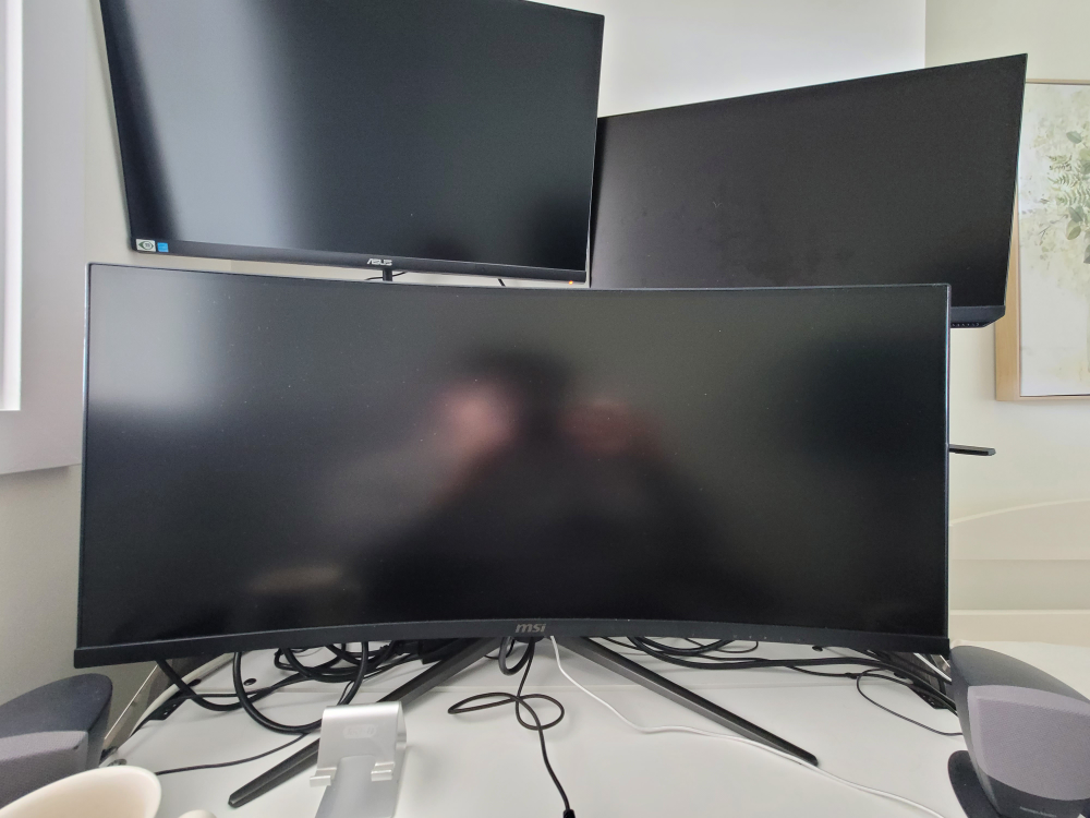 MSI Optix MAG341CQ 34" Curved Monitor - photo 3