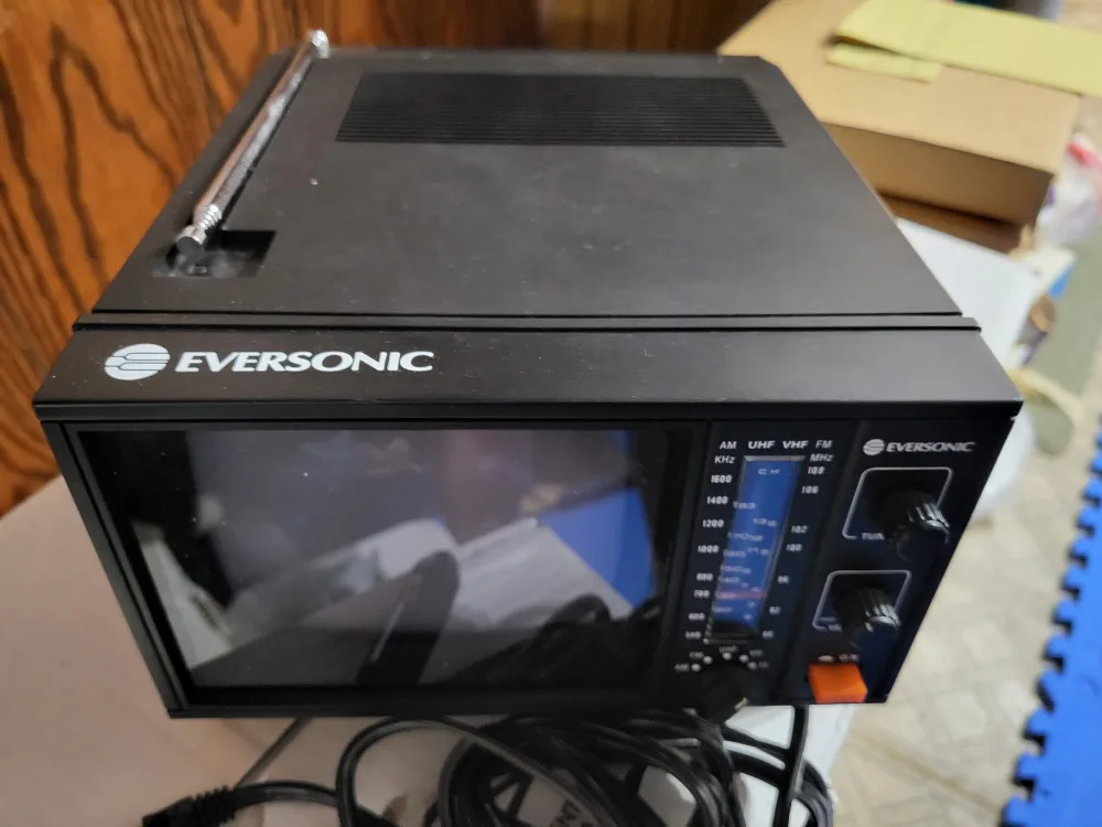 Vintage Eversonic TV-200 thumbnail