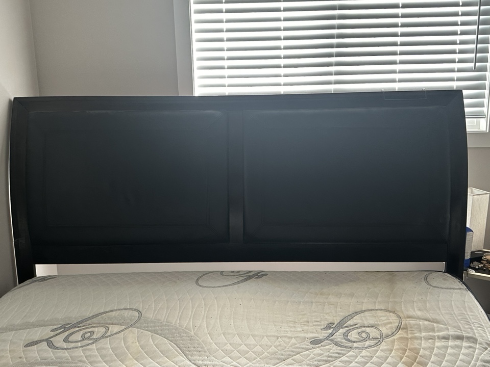 King Size Bed Frame, mattress and box spring - photo 3