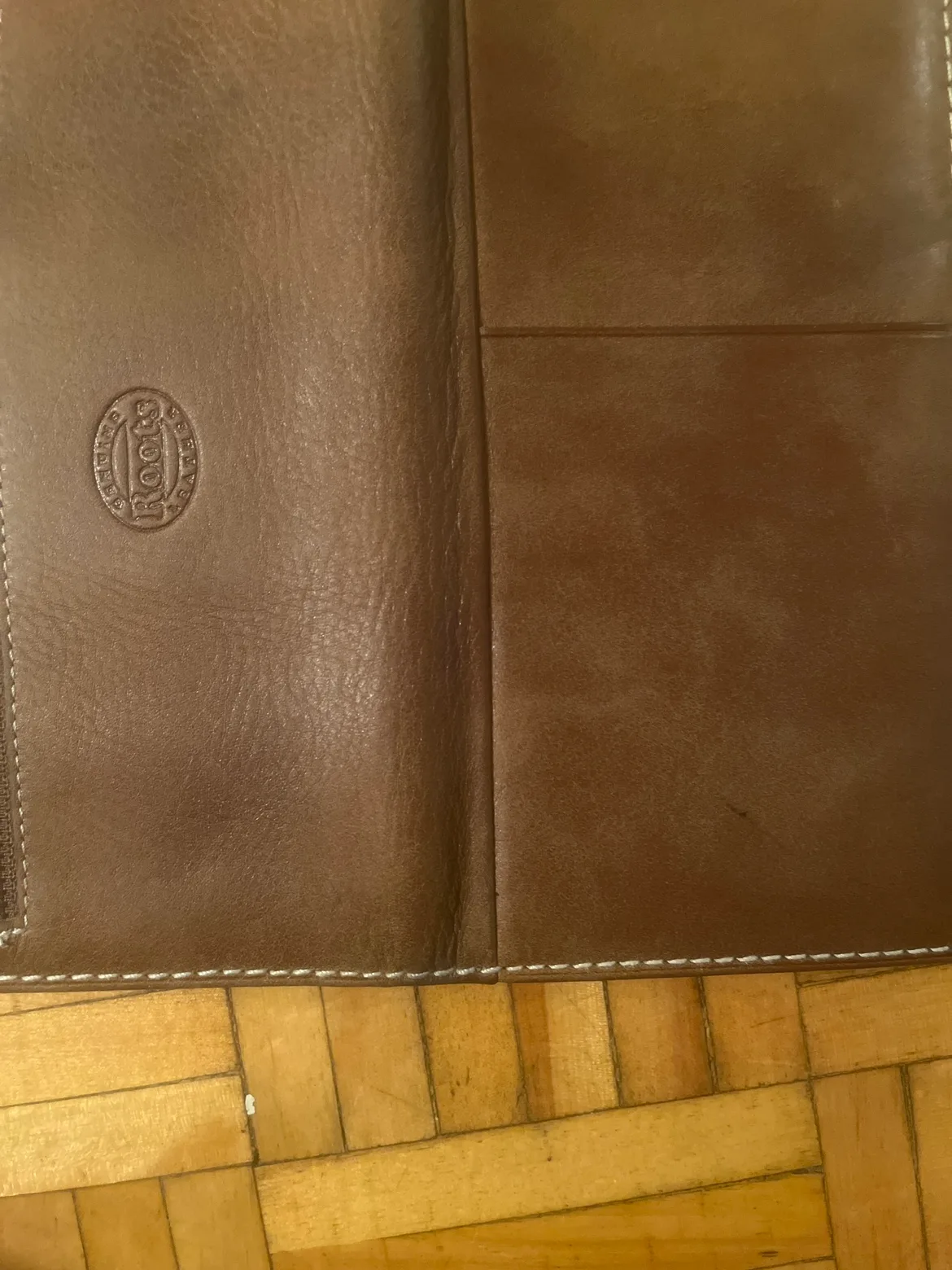 Roots Leather Wallet thumbnail