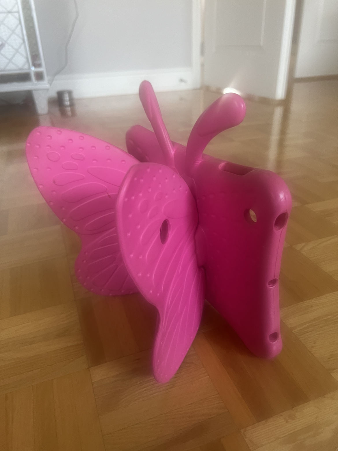 Pink Butterfly iPad Case🧡 - photo 2