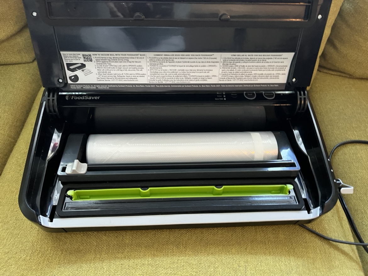 FoodSaver Vacuum Sealer