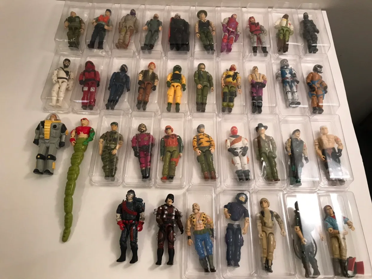 Vintage GI Joe Toys . 80s . 5$ each . Sold as a lot . image indicator(9)