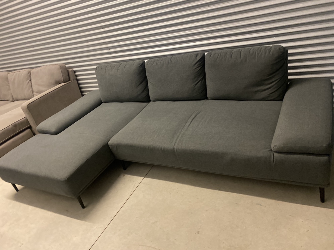 (Free Delivery) Structube Vanta Sectional Sofa - photo 5