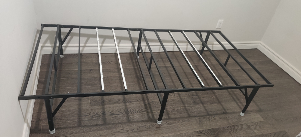 Twin Zinus bed frame(foldable) - photo 2
