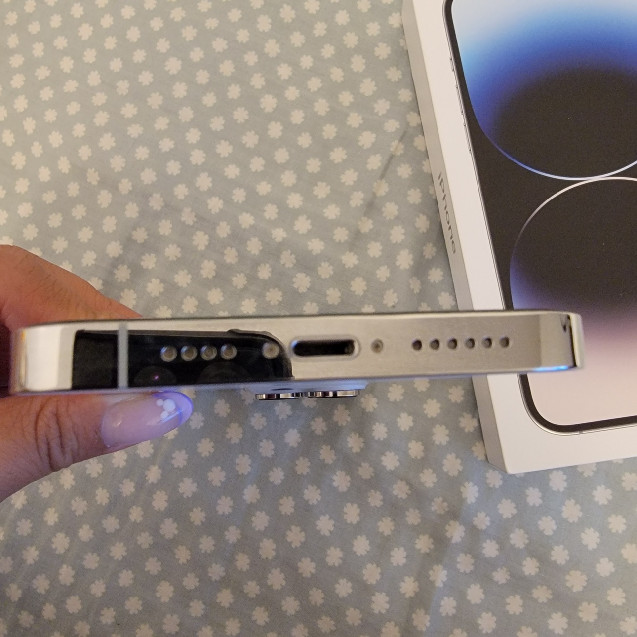 iPhone 14 Pro Max - photo 4