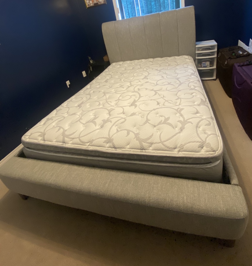 Queen Size Bed Frame & mattress with spring box - photo 4
