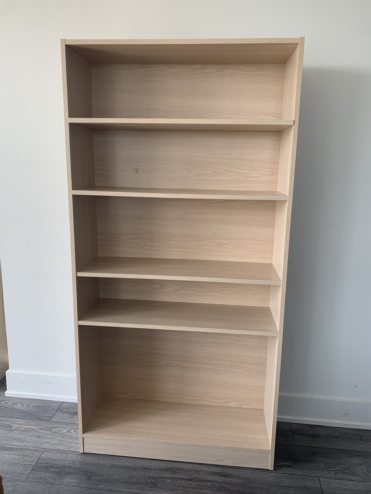 Bookcase/Wooden Shelf with Adjustable Planks
