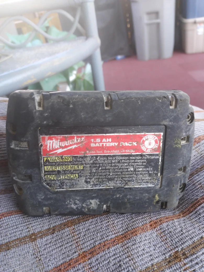 Milwaukee 1.5 Ah Battery Pack - photo 3
