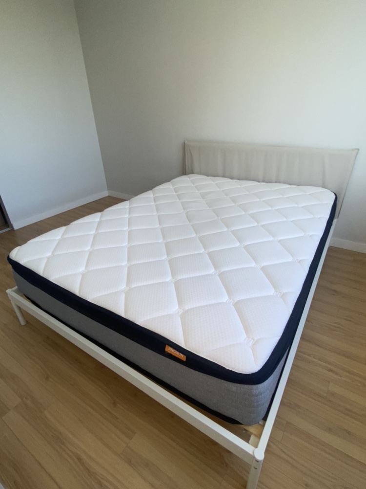 Queen Size Bed Frame, Ikea - photo 3