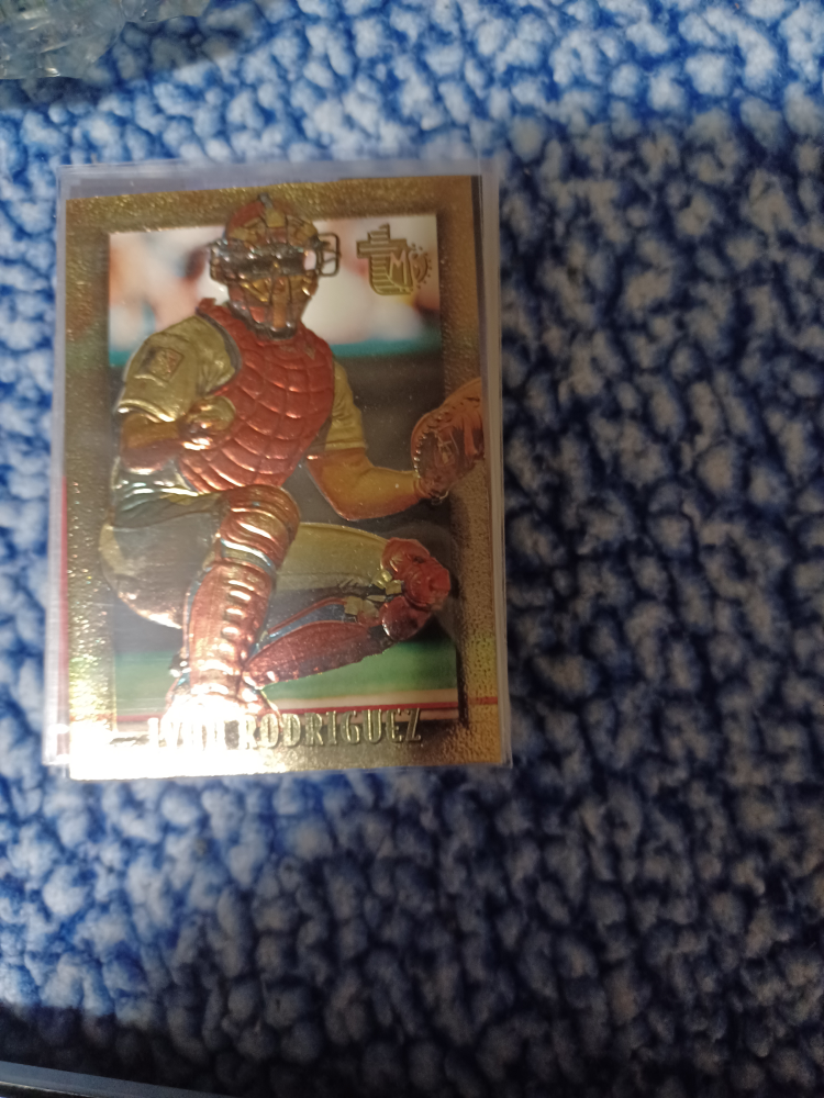 Baseball Card Lot - photo 5