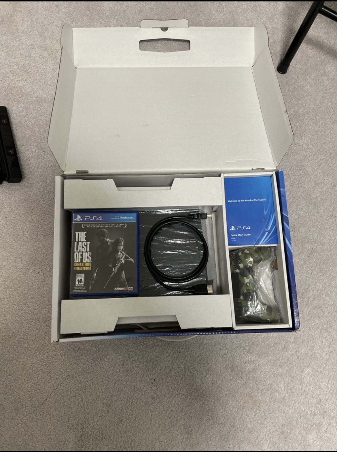 PlayStation 4 (PS4) Console - Jet Black - 500 GB - photo 4