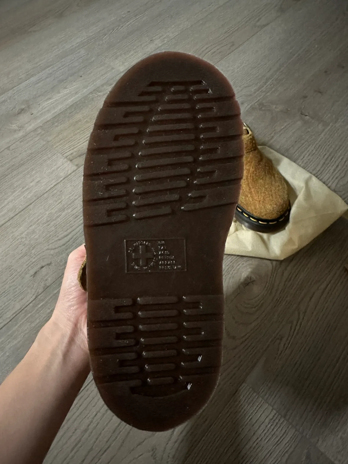 Dr Martens Clogs image indicator(5)