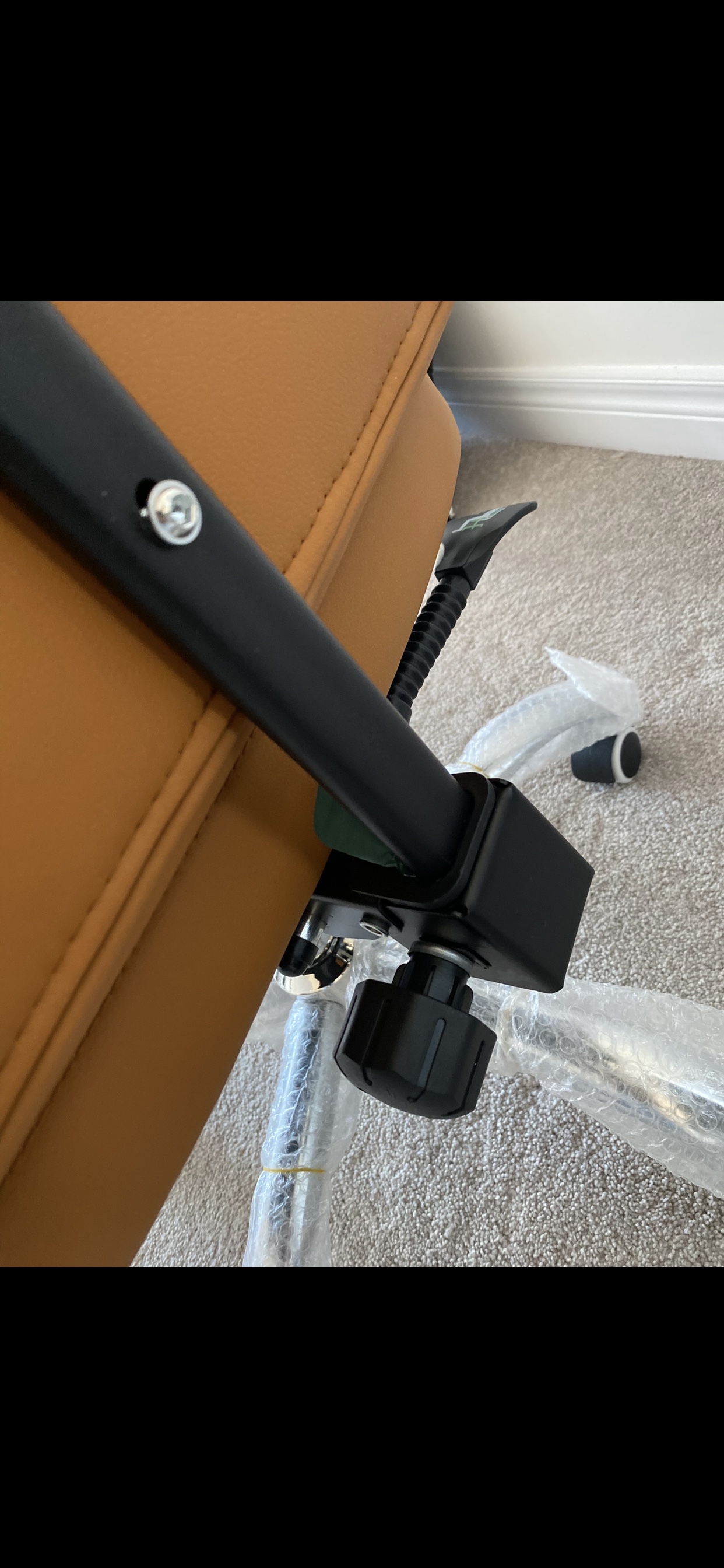 Office Chair new in box never opened - photo 2