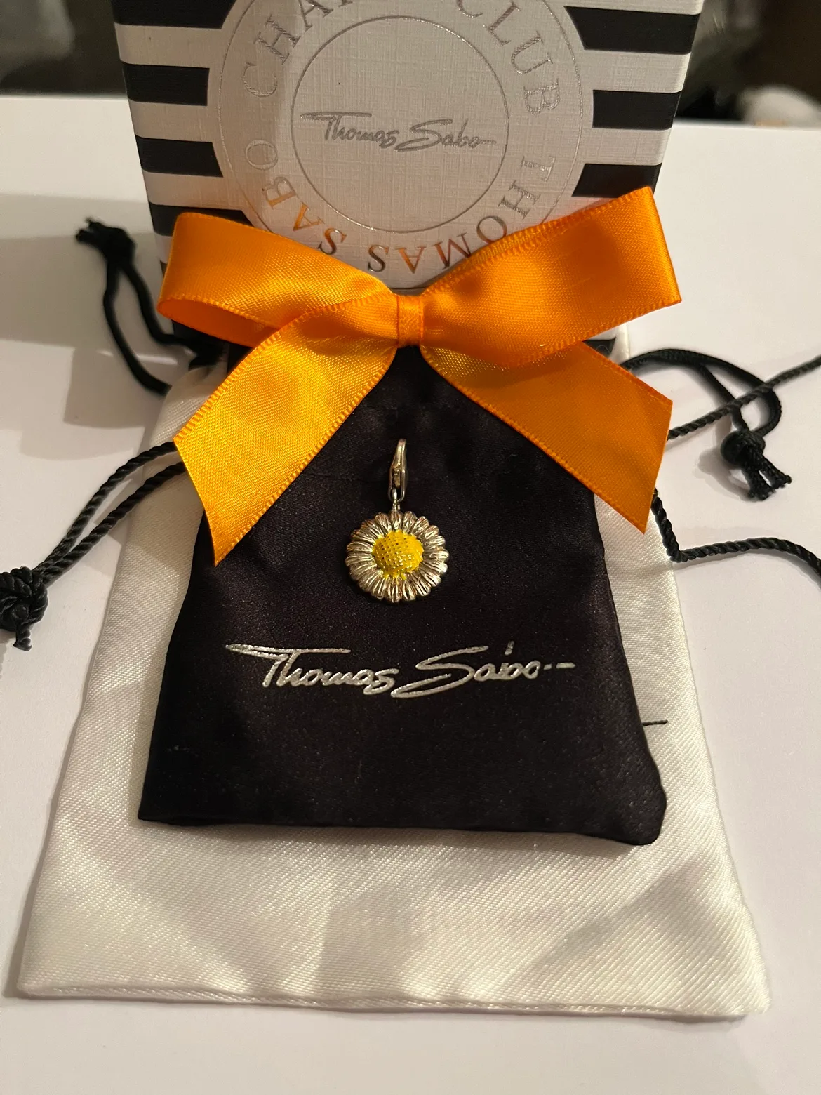 Thomas Sabo Daisy Charm thumbnail