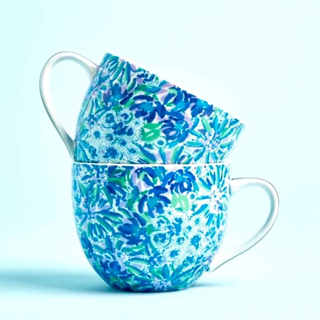 🍓REG $130 BRAND NEW! Designer Gold LILLY PULITZER Mugs ✨ image indicator(3)