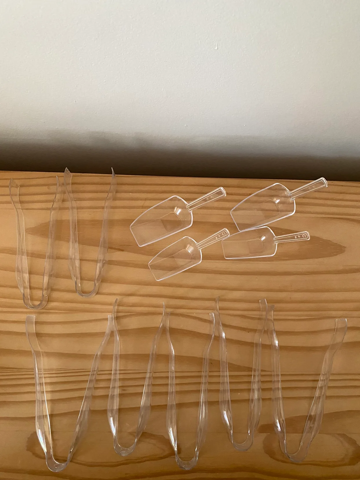 4 Clear Plastic Party Containers with Serving Utensils image indicator(6)