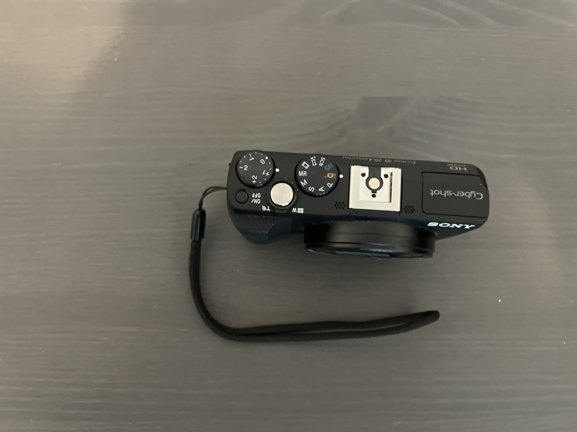 Digital Camera - photo 2