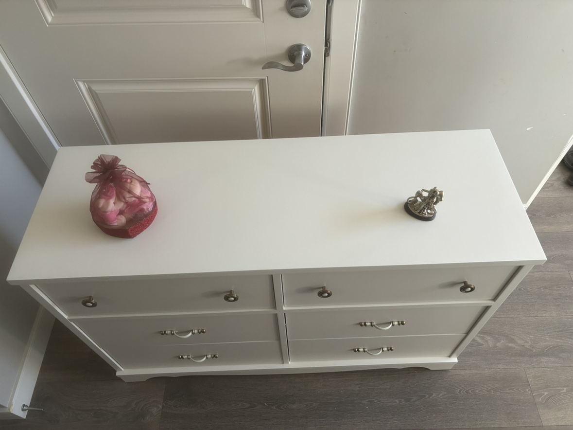 White 6-Drawer Dresser - photo 4