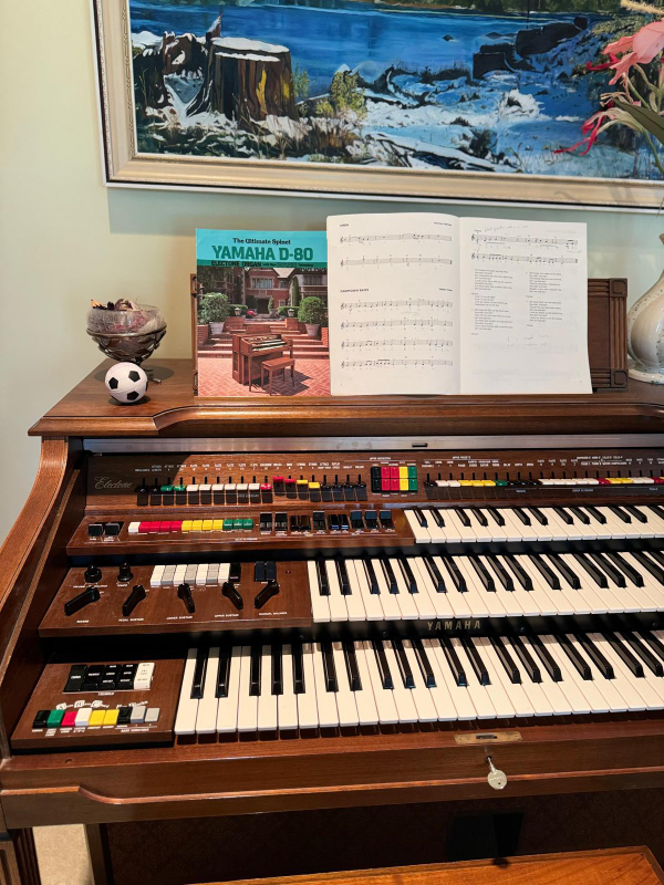 Yamaha D-80 Electric Organ