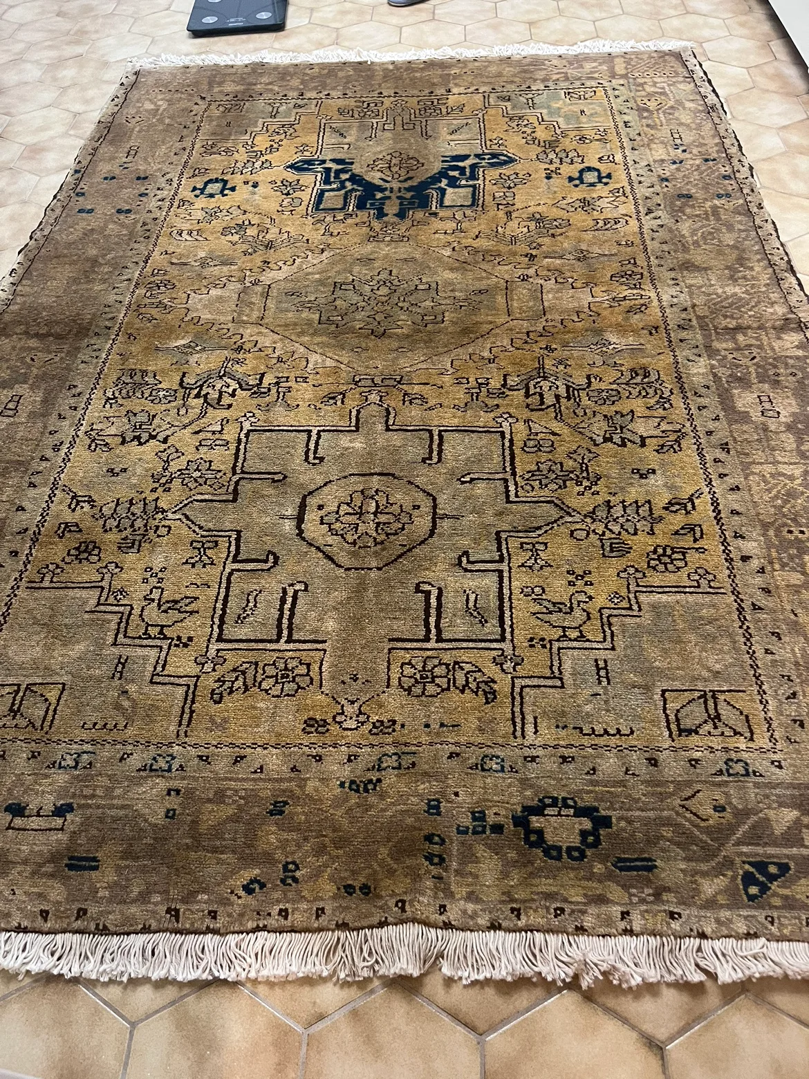 Handcrafted 100% Wool Persian Carpet image indicator(6)