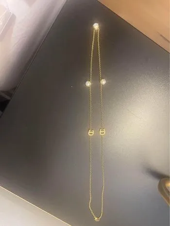Aigner original necklace in excellent condition image indicator(2)