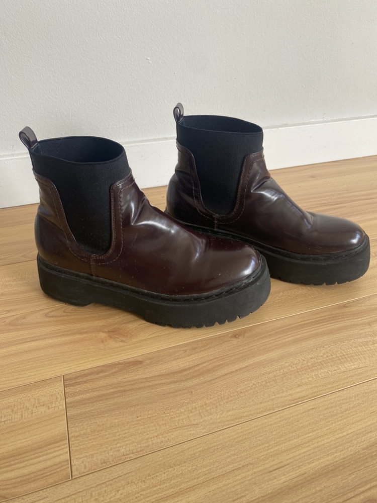 Women's Burgundy Chelsea Boots 7.5 - photo 2