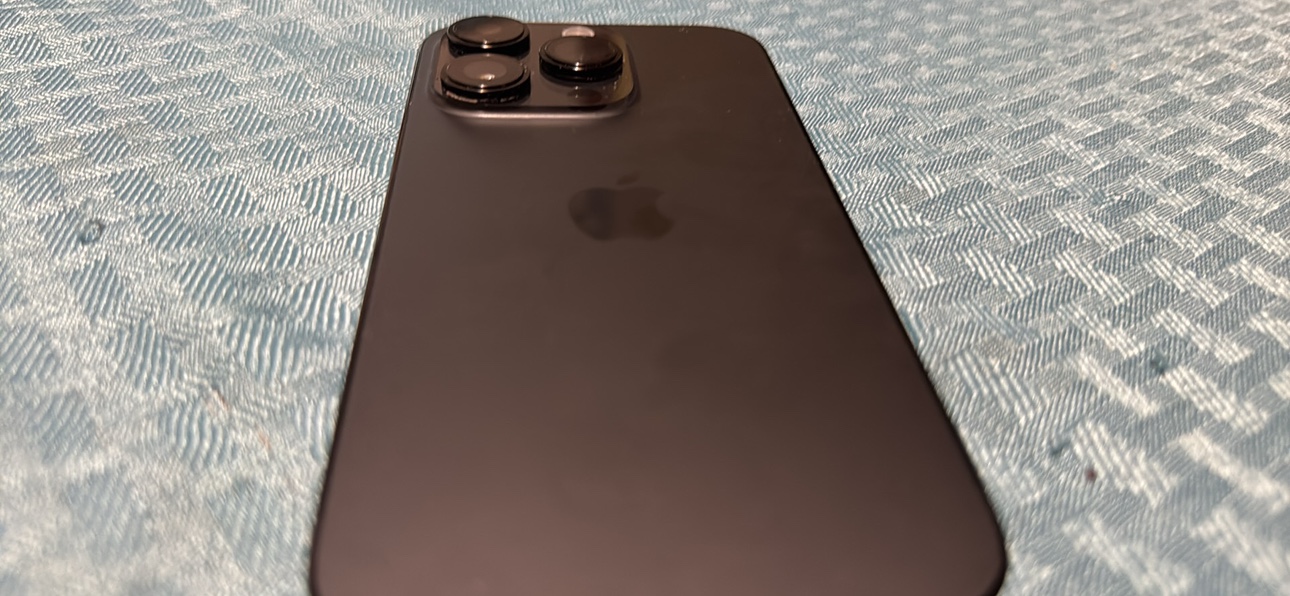 iPhone 14 Pro - photo 3