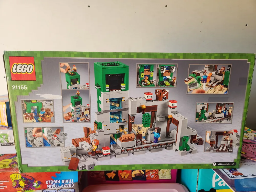 LEGO Minecraft 21155 The Creeper™ Mine image indicator(2)