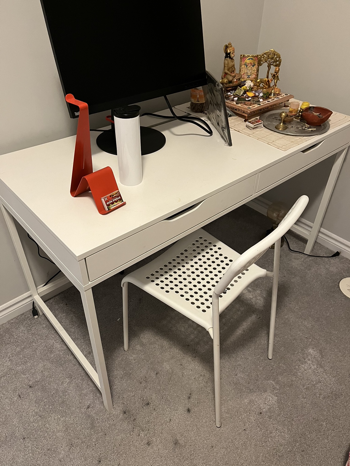 White Desk with Drawers - photo 2