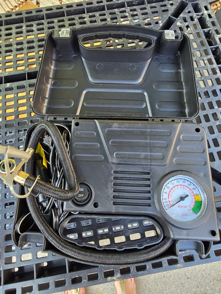 Portable 12V Tire/Accessories Inflator thumbnail