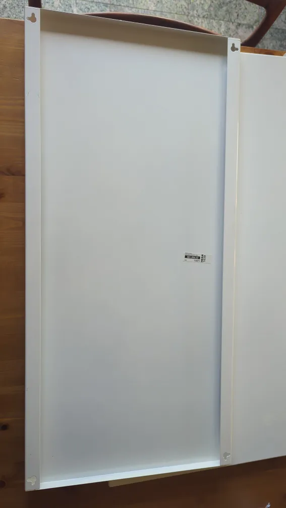 3 white metal panels image indicator(3)