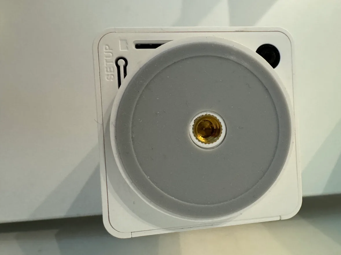 Wyze Cam Pan v1 + Wyze Sense (3-pack) image indicator(4)