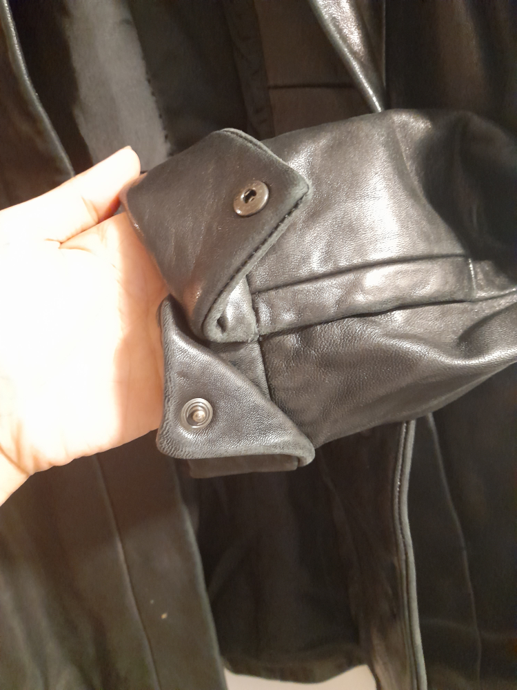 Banana Republic Black leather jacket - photo 4