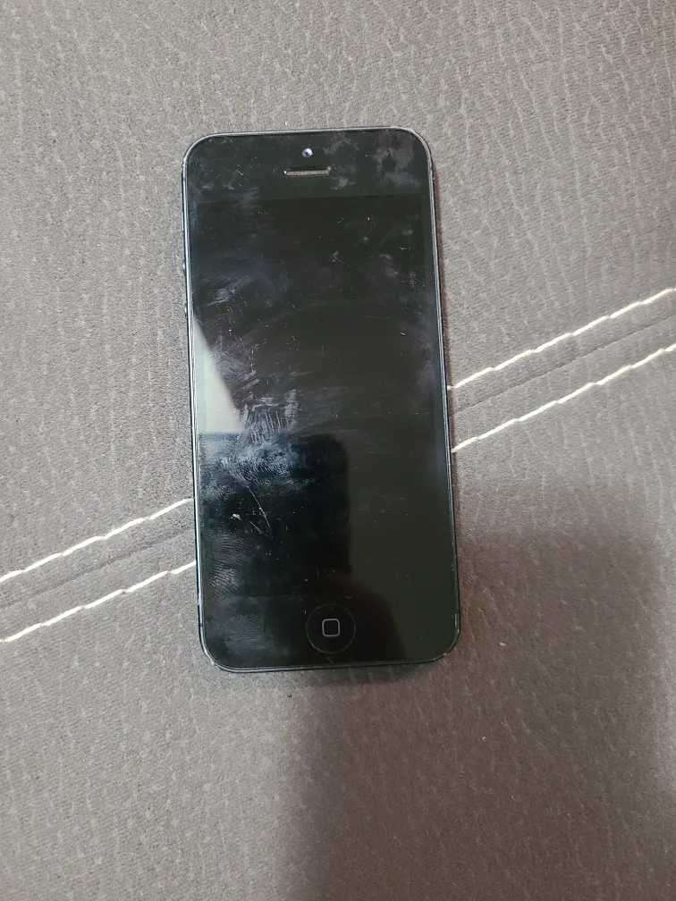 iPhone 5 for Parts thumbnail
