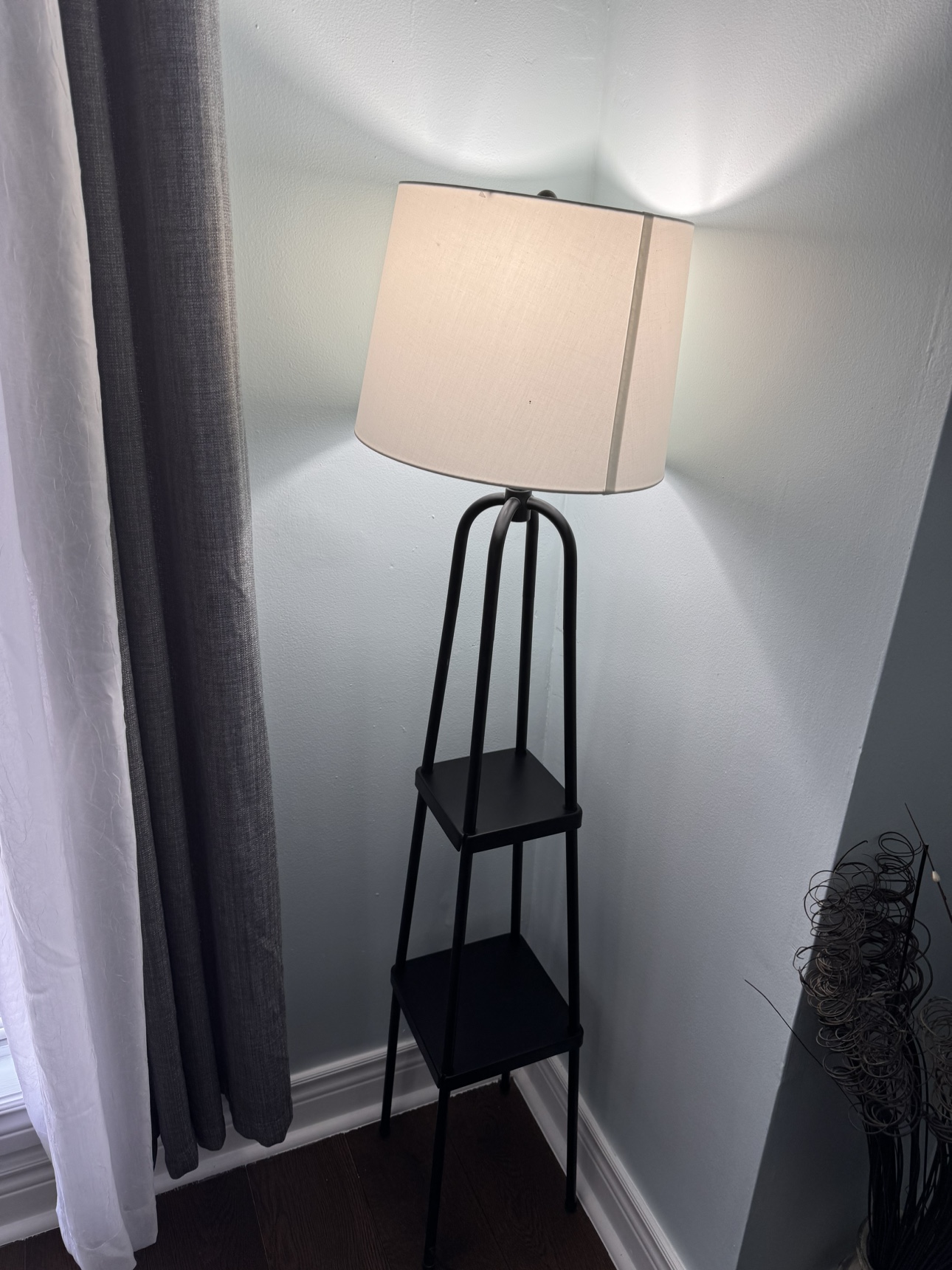 Black Floor Lamp with Shelves - photo 2