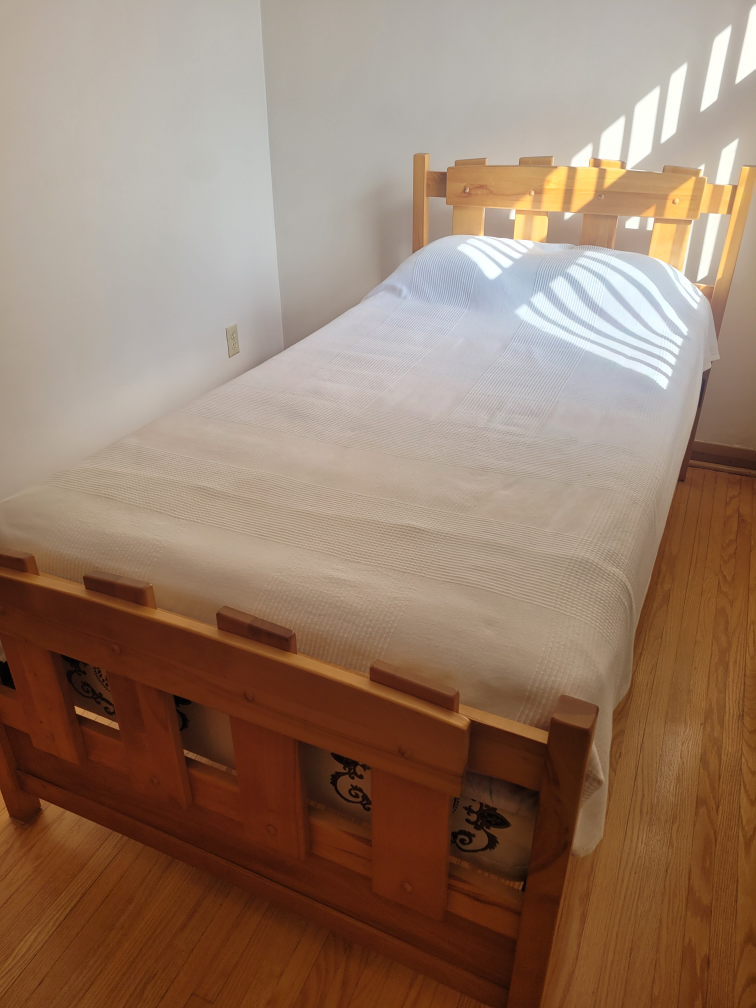 Wooden Single Bed Frame and Matresses