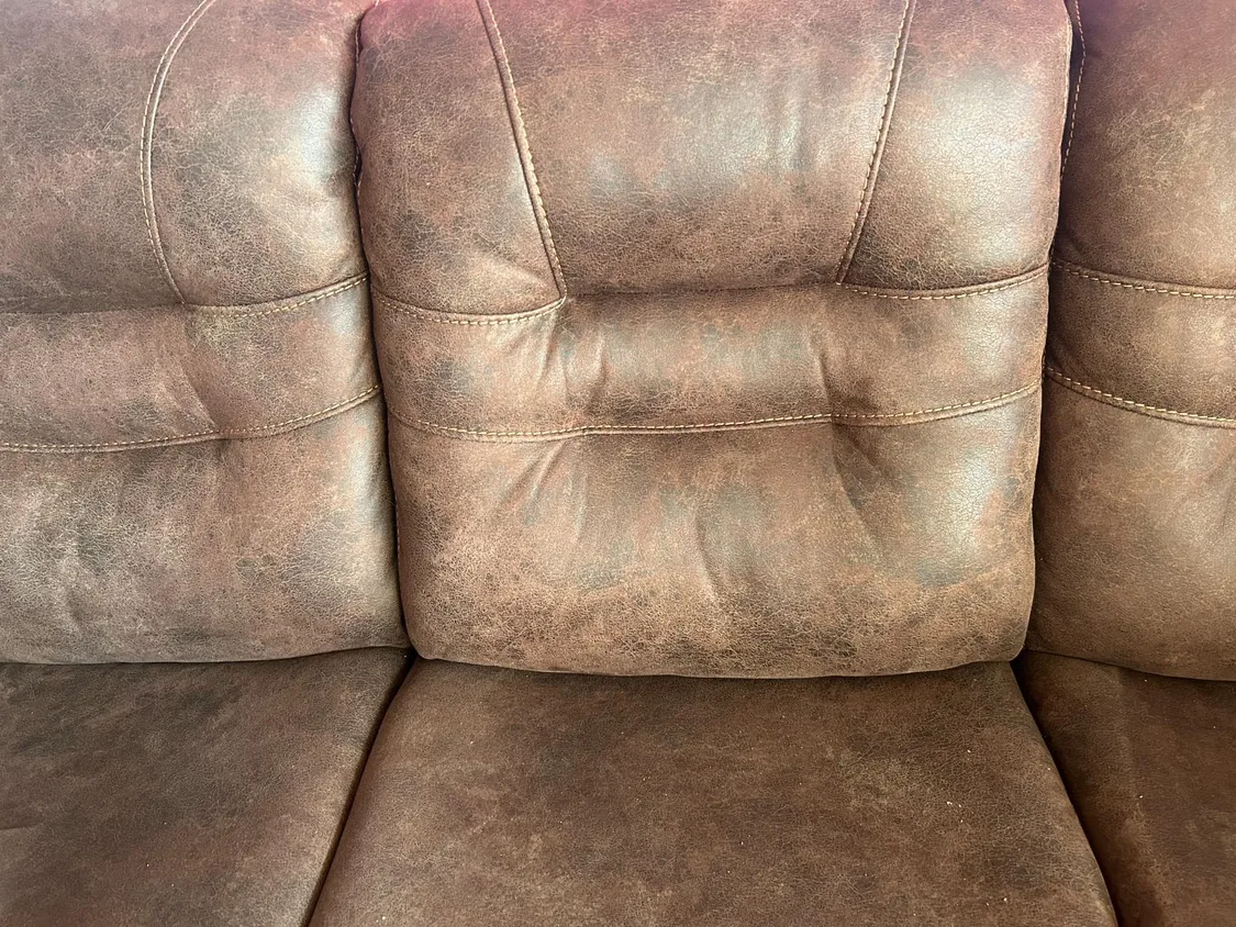 Reclining Sofa with Cup Holders image indicator(4)