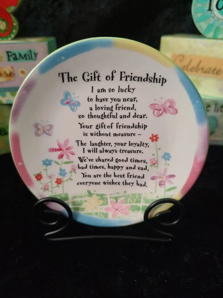 Hallmark Decorative Wooden Blocks and Plate image indicator(2)