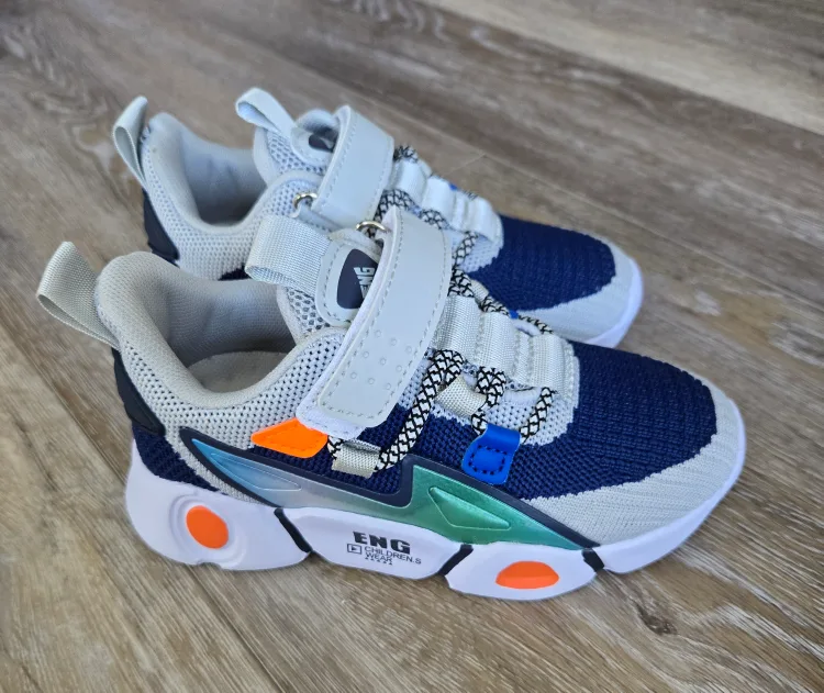 Boys Running Shoes thumbnail