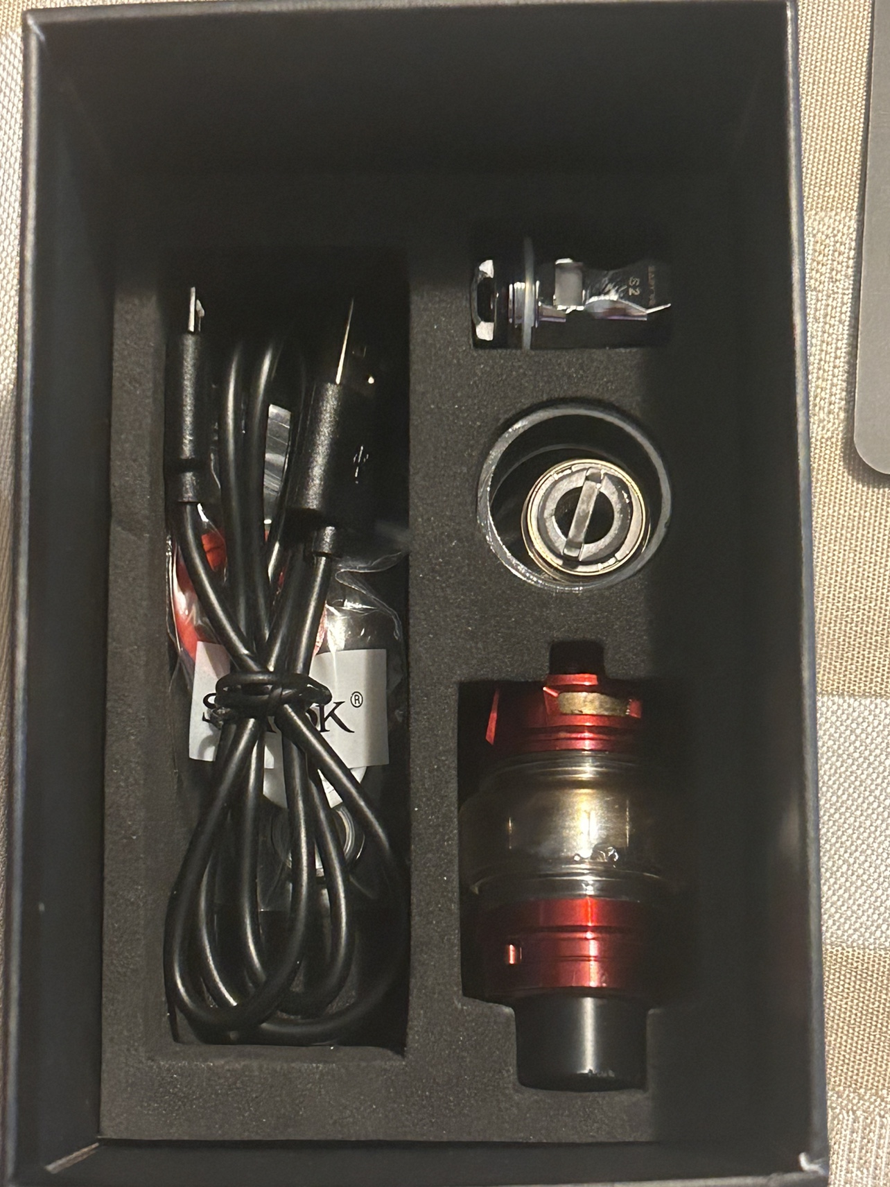 VAPE: SMOK Mag Grip Kit Red/Black - photo 2