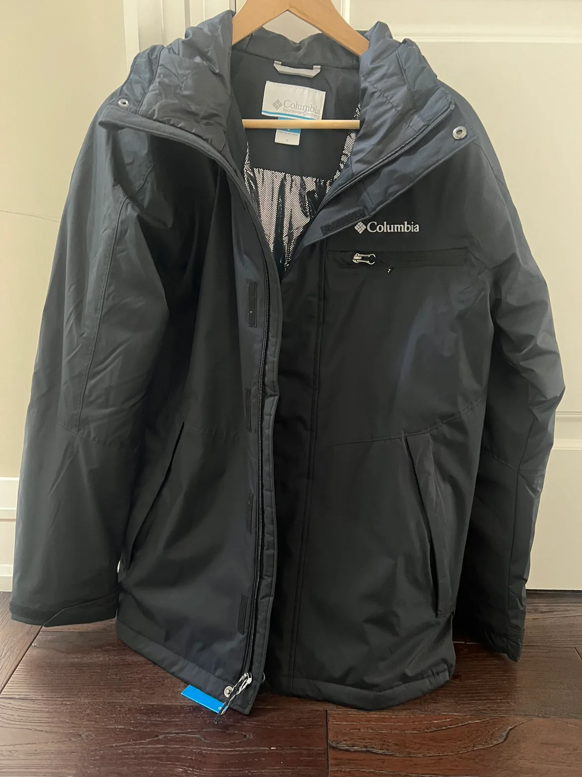 Columbia Valley Point Mens Jacket - Brand New thumbnail